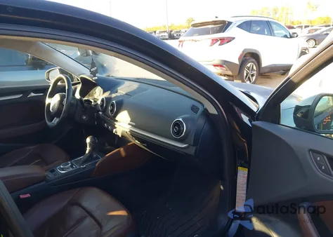 2015 Audi A3 2.0T Premium z USA, uszkodzony, nr VIN WAUBFGFF5F1011801